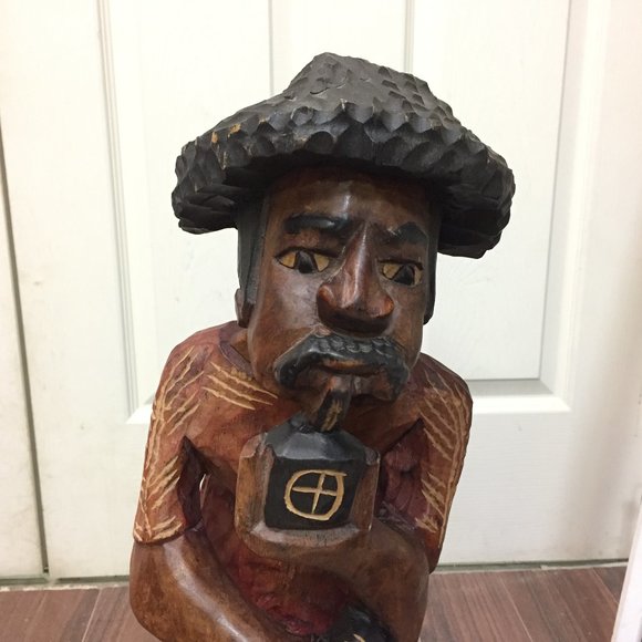 24" Hand Carved and Painted Working Man Wooden Statue Figure - Picture 4 of 11